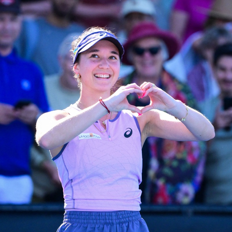 _Vikash's tweet image. What an incredible story from Eva #Lys 🥰

She, so aptly said 'Sometimes all you need is a second chance'  

Now go be a #QueenSlayer and take the fight to Iga #Swiatek in R16  

#AO25  @evalys_