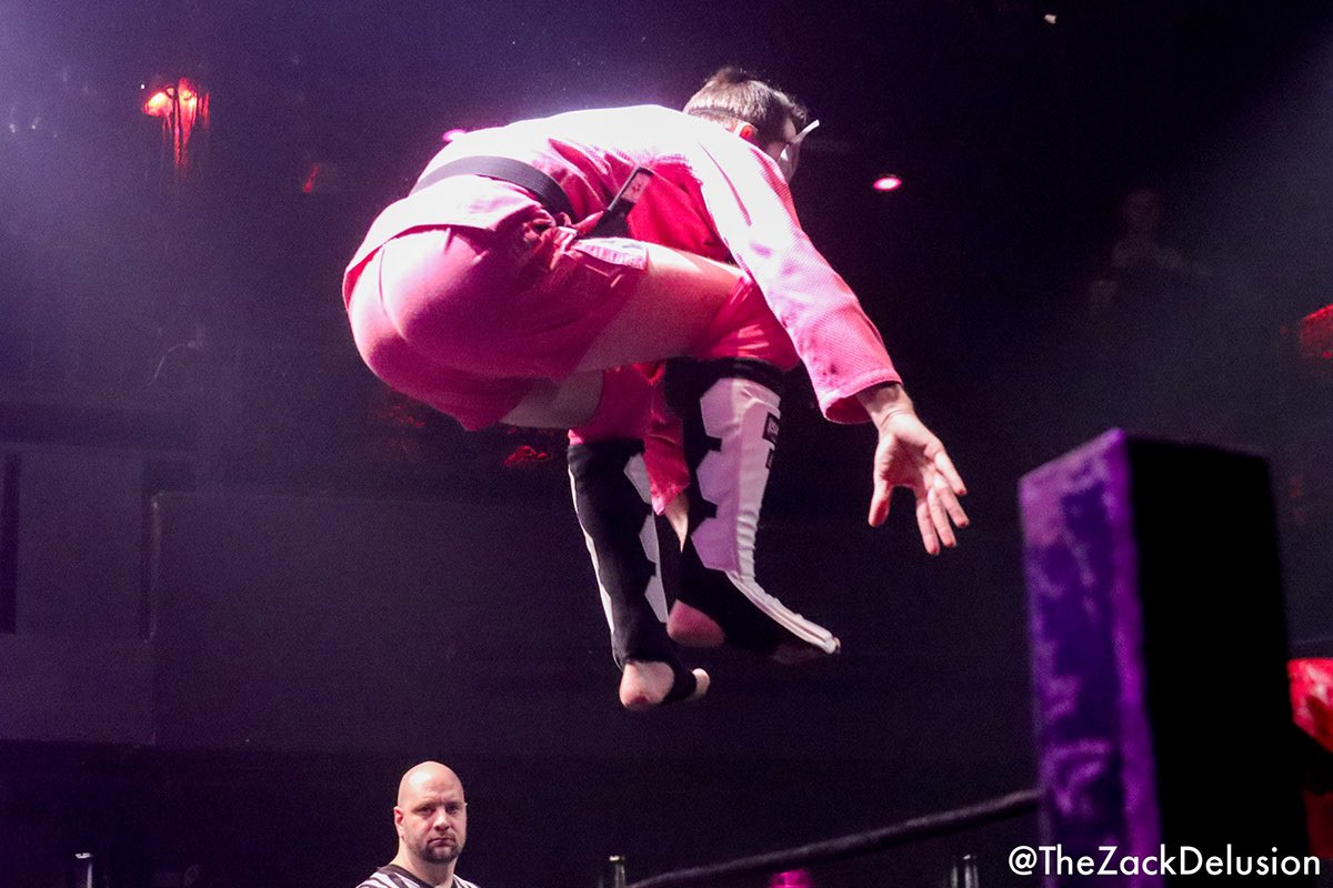 The entrance before the entrance…

📸: <a href="/TheZackDelusion/">Zack Yarymowich</a> 
🤼‍♀️: <a href="/TheBATTLEWAR/">BATTLEWAR</a>