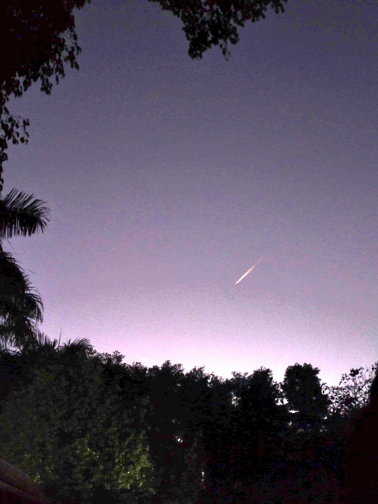 Finance_Fuel_'s tweet image. I Recently capture that ✨✨

&quot;Shine bright, no matter how far. 🌟✨ #StellarVibes #ShiningStar #NightSkyDreams