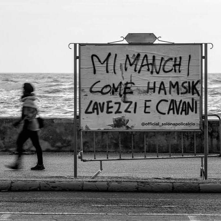 Napoli’den manzaralar.

“Seni Hamsik, Lavezzi ve Cavani’yi özlediğim gibi özledim”