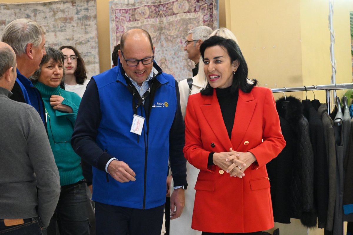 A_Masson06's tweet photo. Un bel après-midi aux côtés des Conseillères municipales Isabelle Thouvenot et Isabelle Almonte et de mon suppléant @tomatis_gabriel au Broc Troc, organisé avec brio par le Rotary Club  de #Menton au Palais de l’Europe !

Un événement incontournable pour chiner ! https://t.co/9su9gus7FP