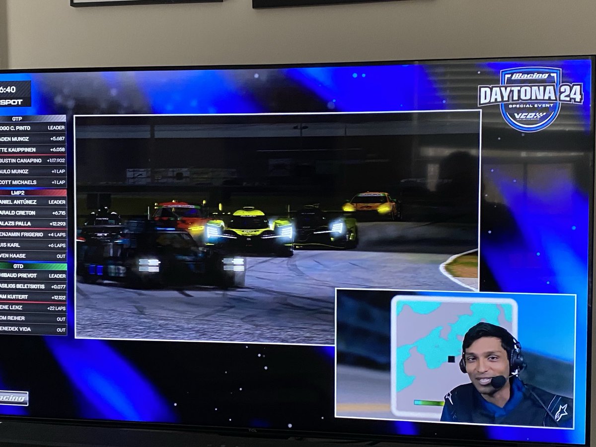 I just witnessed my first radar weather update in the ⁦<a href="/iRacing/">iRacing</a>⁩ ⁦<a href="/DAYTONA/">Daytona International Speedway</a>⁩ 24 hour race! Rain is coming! 5633 teams and 23397 drivers in this years event for a new record!