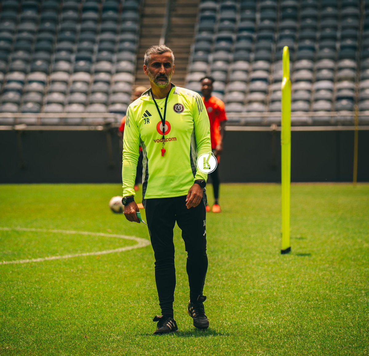 sidney_khoza's tweet photo. @orlandopirates extend his contract  this man has save us ☠️☠️☠️ https://t.co/3a0AHJMp0v