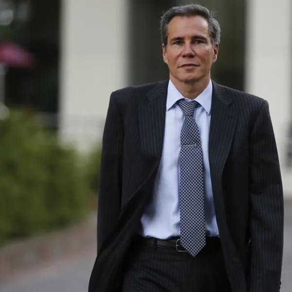 10 años de silencio que gritan justicia.
10 años de impunidad que no aceptamos.
La corrupción mató a Alberto Nisman, la verdad y el pueblo no olvidará ni callará.
No queremos más corrupción, no queremos más impunidad.
#JusticiaPorNisman #Nisman10Años #NoALaImpunidad