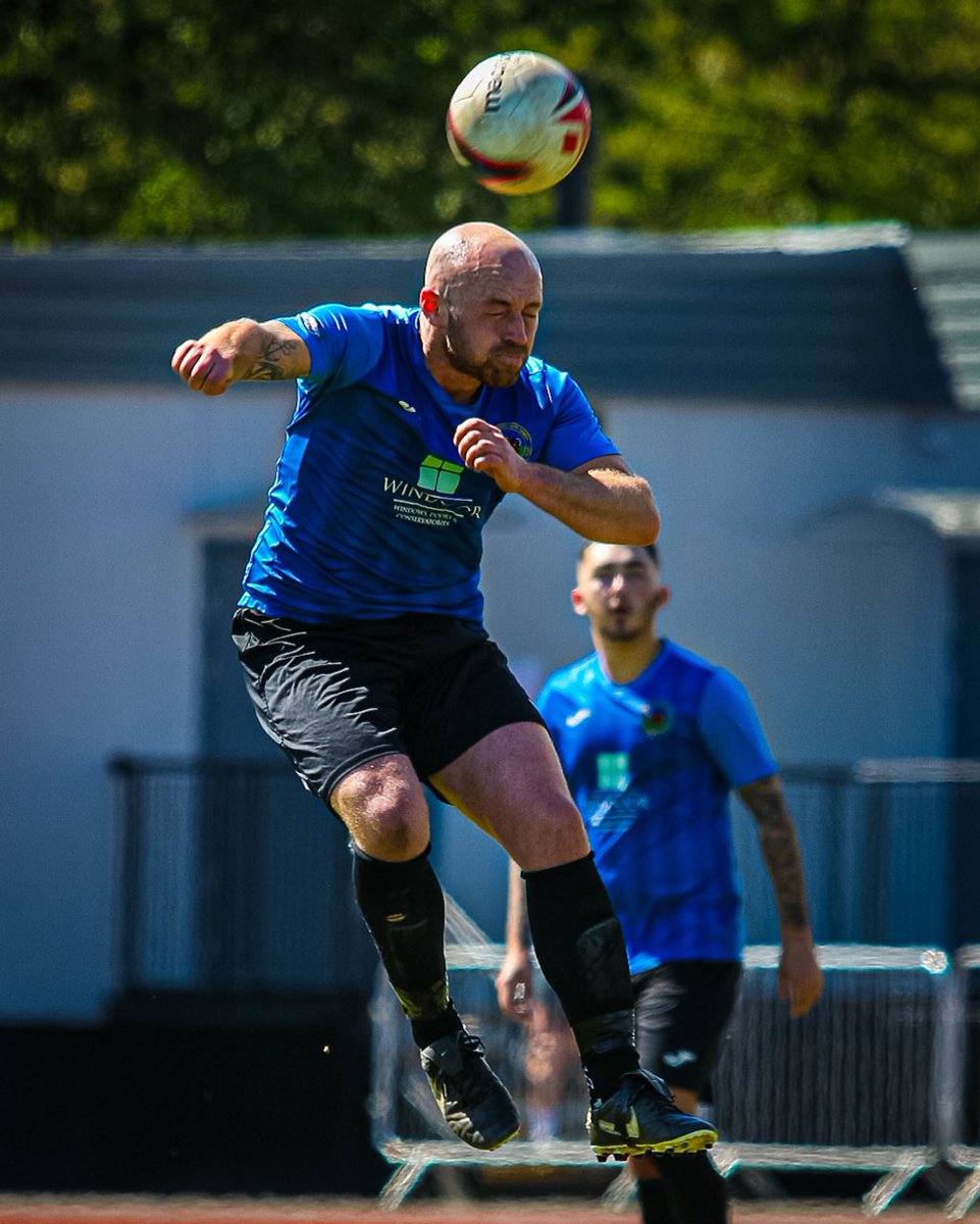 CefnCribwrFC's tweet photo. Head and shoulders above this afternoon 👏

Today’s MOTM, sponsored by John Barrett, is Shaun Williams!

#Riders https://t.co/hEMm2x59up