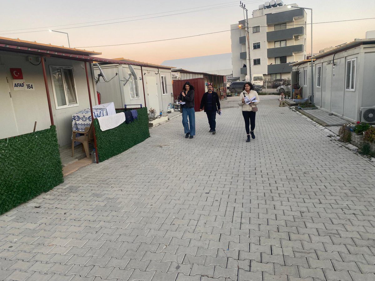 Tayfur Sökmen ,İlknur Bingör Konteyner Kenti ve Orhanlı çarşısında idik.
Unutmadık affetmedik helalleşmedik.

5 Şubat 17:30’da KESK-TTB Koordinasyon Merkezi’nde buluşup Saray Caddesi’ne yürüyoruz. 

6 Şubat 04:17 de Köprübaşı’nda kaybettiğimiz canları hep birlikte anıyoruz.