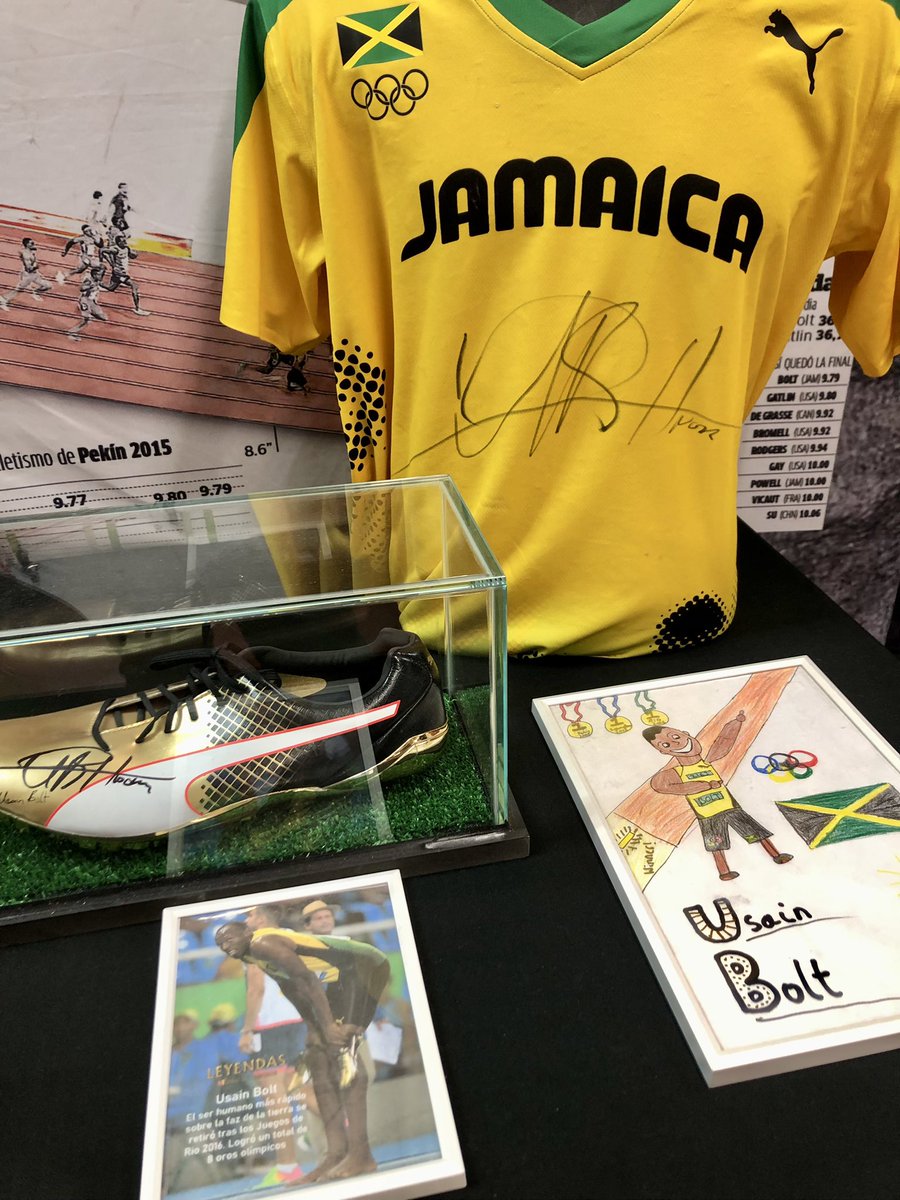 RafaCamarilloIQ's tweet photo. Espectacular el #Museodeldeporte de @marca (Toledo, enero 2025). 🏎️ Fernando Alonso, 🏃🏾♂️ Mike Powell, 🏃🏾♂️ Usain Bolt https://t.co/GeHVwnhSRM