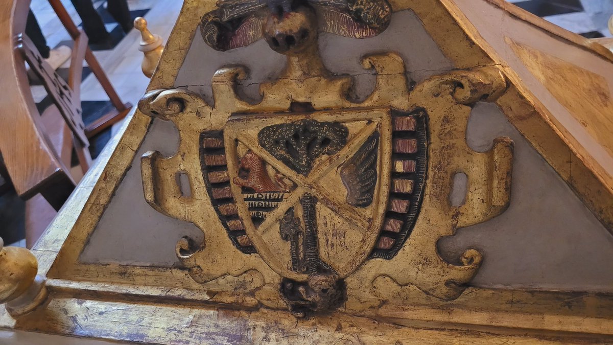 🚩 Lleno absoluto en la primera visita guiada convento Santo Sepulcro #Alcoy 🫂 muchas gracias! Visita capilla, camerín y cripta del siglo XVIII. 

✅ Próxima misión especial sábado 25 enero 10h 🚩 reservas en QTMariola.com