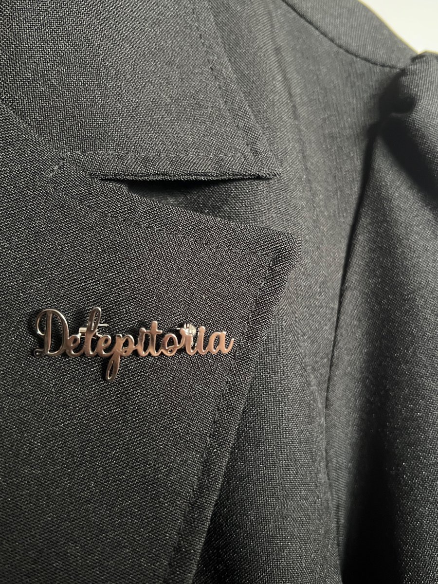 #classy #classystyle #business #smallbusiness #bulgaria #fashiondesigner #artist #fashionbrand #style