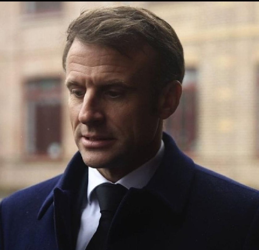 Oxitan30's tweet image. On n'arrive plus à ce soigner, mais on soigne gratuitement les migrants..
On arrive plus à se loger mais on loge gratuitement des étrangers..
On galère à finir les mois mais on donne des aides au monde entier..
Macron fossoyeur de la France.
#CNEWS #FaceABockCôté