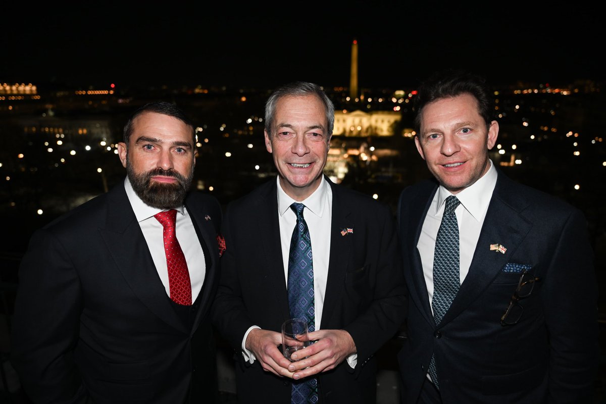 antmiddleton's tweet photo. Washington DC! Serious enough for you! 🫡🇬🇧 https://t.co/eCnbX3zd1y