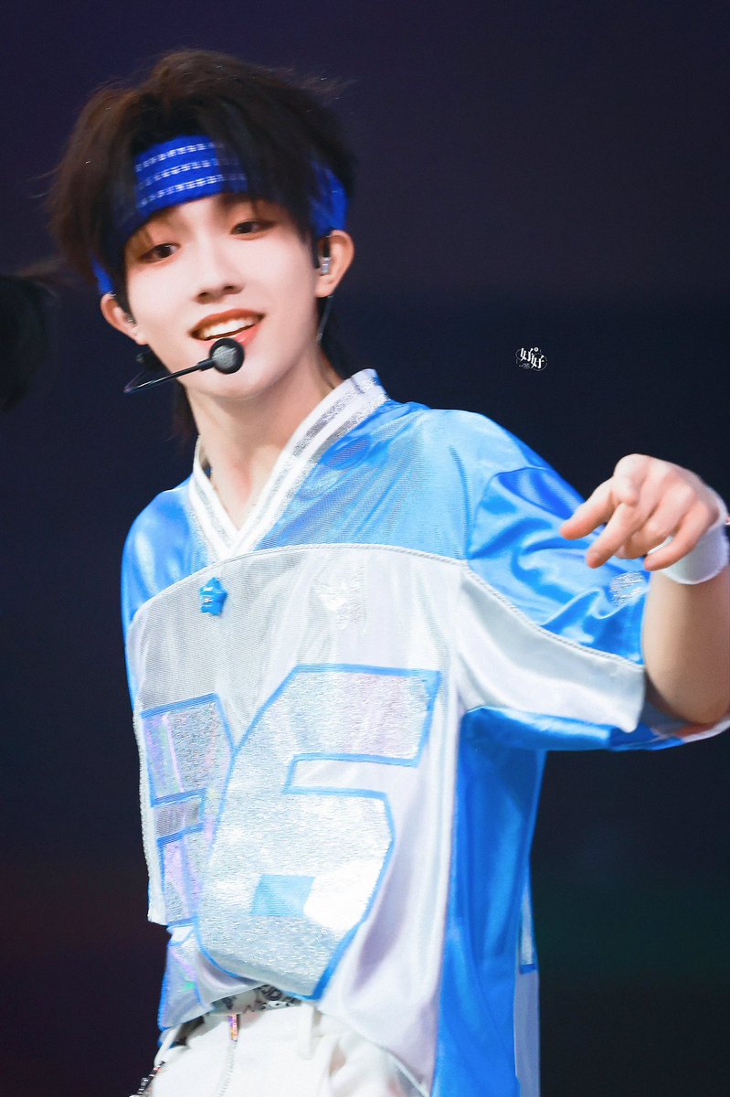 250118 TF Family 2025 New Year Concert Day 1 TF家族2025新年音乐会