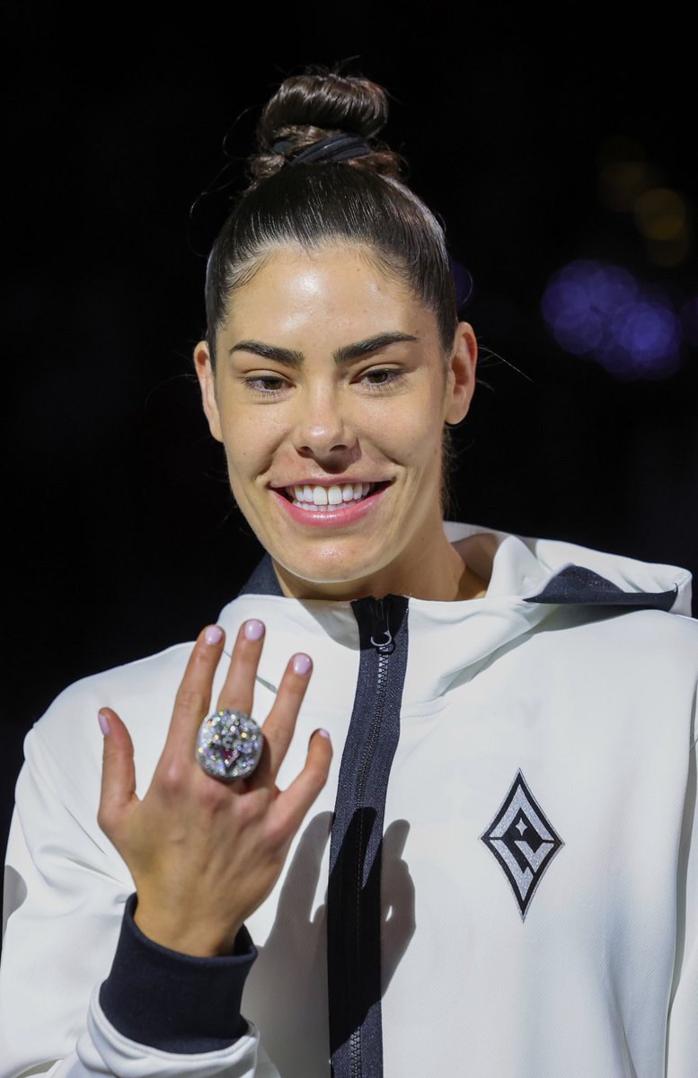 WNBA's tweet photo. Today Kelsey Plum will get her jersey retired at @uw_wbb 💐

Her college career is one for the history books, and it’s led to success at the next level here at the W! https://t.co/XLOBrw7YMC