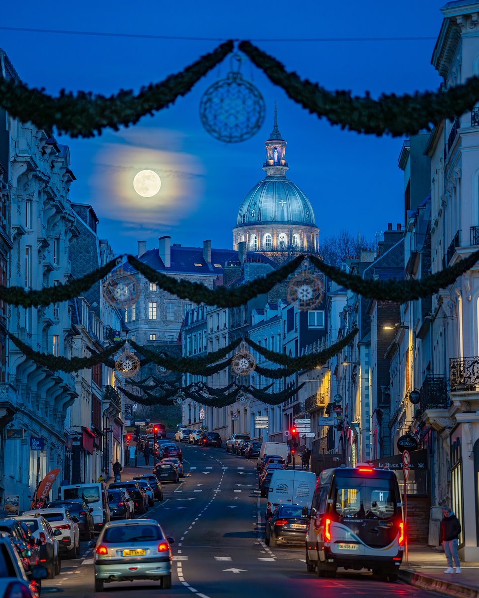 hautsdefrance's tweet image. [Cette semaine sur Instagram]

📸 Dans l&apos;#Avesnois, à #BoulognesurMer, #Ault ou #Vimy, les plus belles photos des #hautsdefrance sont sur notre compte #Instagram 👉 ow.ly/uTq850BhUmb

👏 Florence, Maxime, Hélène &amp;amp; Jimmy 👏