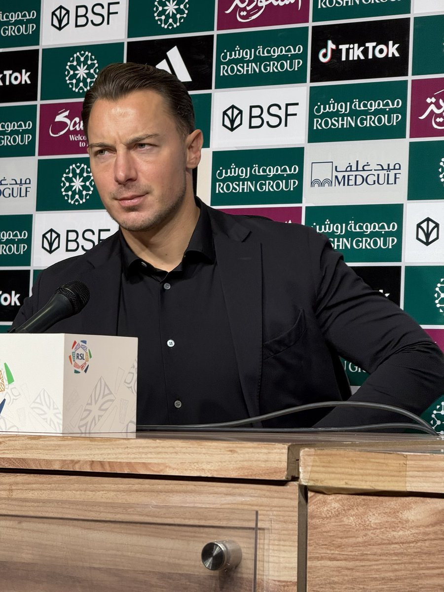 رسميا | 

ماتياس يسلة مستمر مع النادي #الأهلي 💚