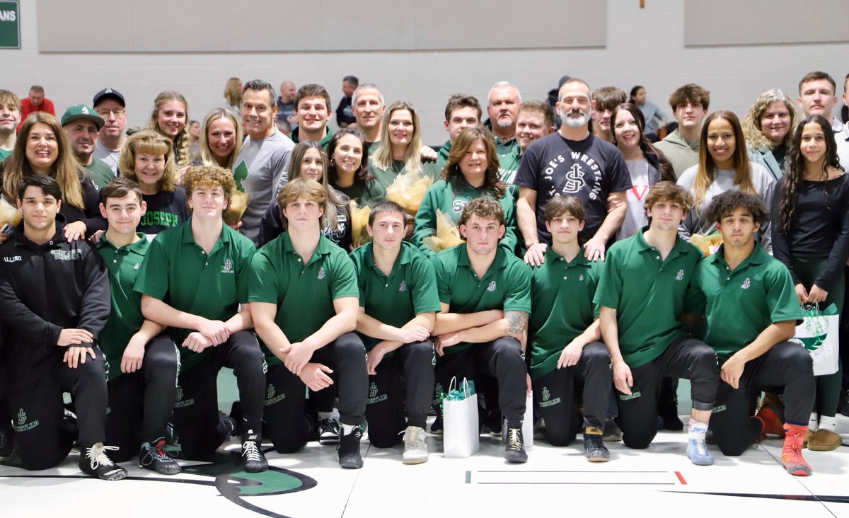 Great night last night on senior night as St Joe's best South Plainfield 50-17. Seniors Ryan Muce, Cole Costello, Damian Pipitone, Tyler LeBrocq, Dan Internoscia, Giovanni Spallino, Sebastian Blumberg, Zach Beadling, and Andrew Bouchard are all pictured with their families ❤️