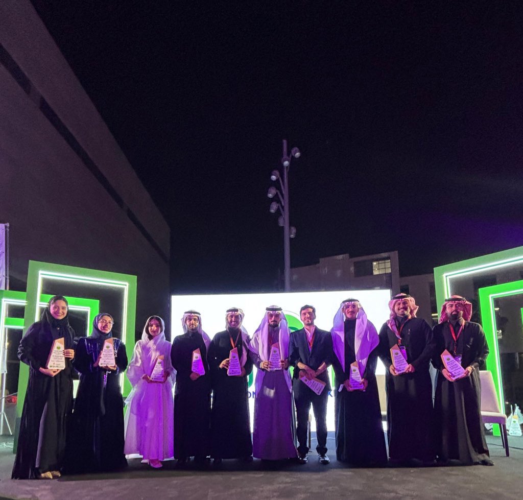 سلطان الناصر tweet media