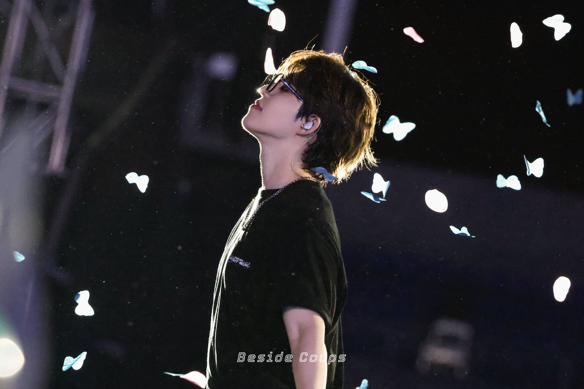 250118 SEVENTEEN RIGHT HERE IN BULACAN    
舞い落ちる花びら
 #SCOUPS #에스쿱스 #seventeen #세븐틴 #최승철 #エスクプス #RIGHTHERE
<a href="/pledis_17/">세븐틴(SEVENTEEN)</a>