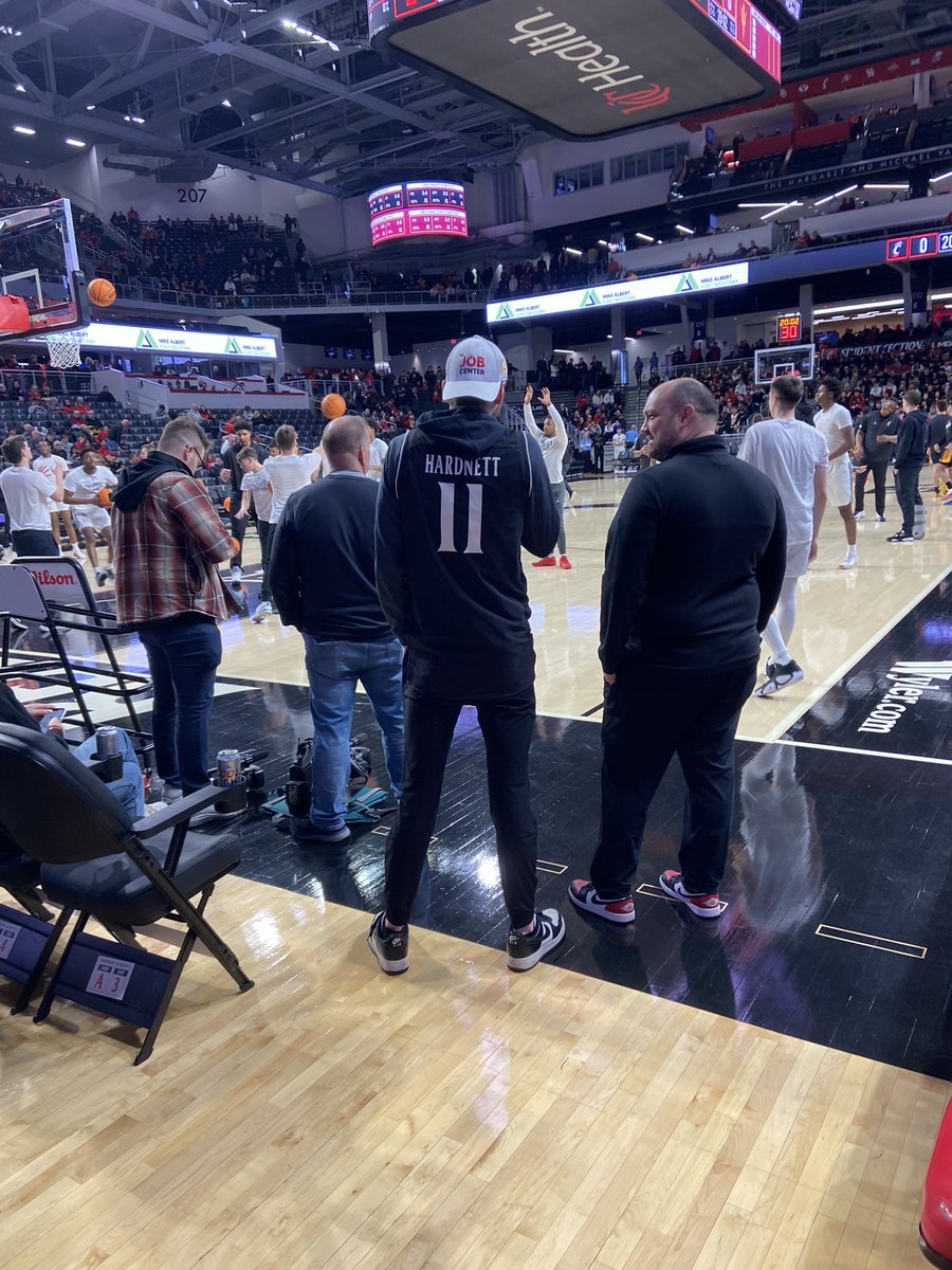 Brent Young tweet media