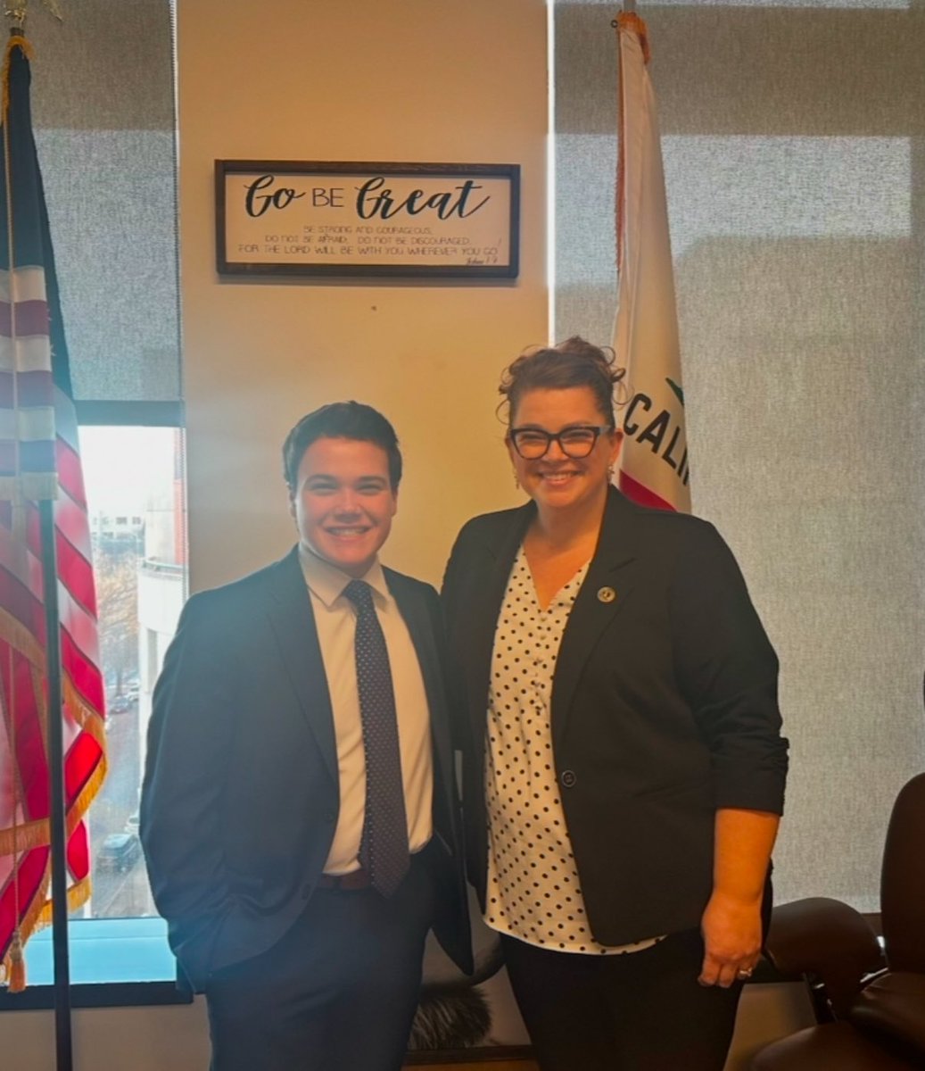 Bode Gower (@bodegower) on Twitter photo I was back in Sacramento this week meeting with members of the state legislature and accepting my award to the U.S. Senate Youth Program!
I am humbled and grateful for the opportunity to represent California in the <a href="/SenateYouth/">Senate Youth</a>. I was back in Sacramento this week meeting with members of the state legislature and accepting my award to the U.S. Senate Youth Program!
I am humbled and grateful for the opportunity to represent California in the <a href="/SenateYouth/">Senate Youth</a>.