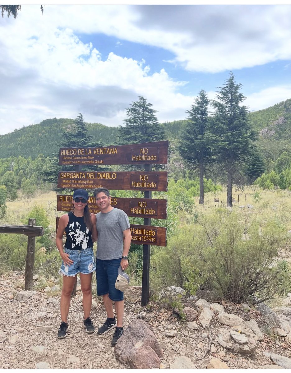 natalitttta's tweet photo. El único que anda de vacaciones con su familia por nuestro país, mi gobernador @Kicillofok https://t.co/wQKcPAhceO
