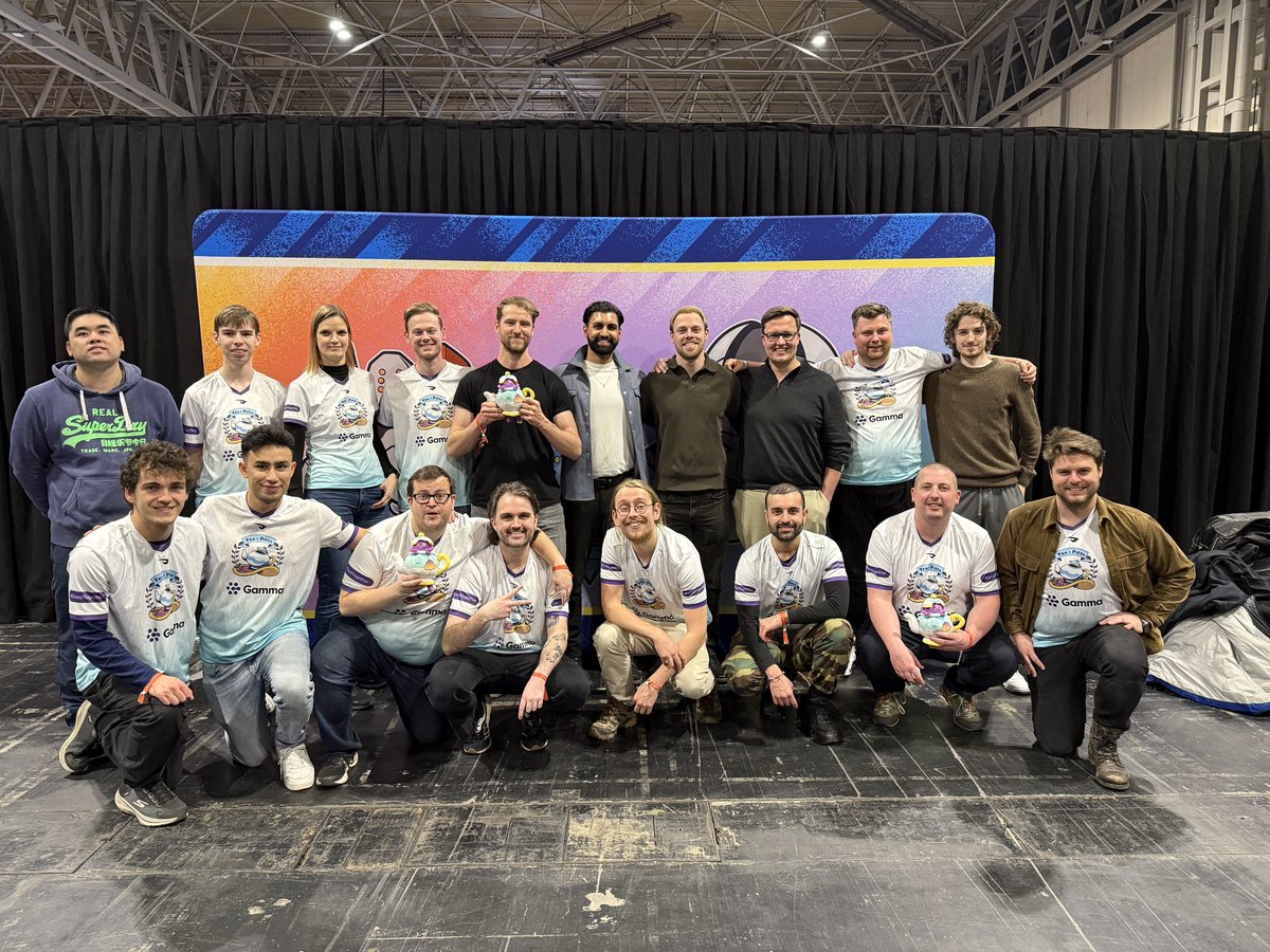 Shoutout to the gang for a fantastic showing in Birmingham 🇬🇧

Extra special shoutouts to <a href="/AnicorXIII/">Asim-Ali Khan</a> &amp; <a href="/nesabethan/">Nesabethan</a> making it through to Day 2 (winners side) 🫖🍕.zip