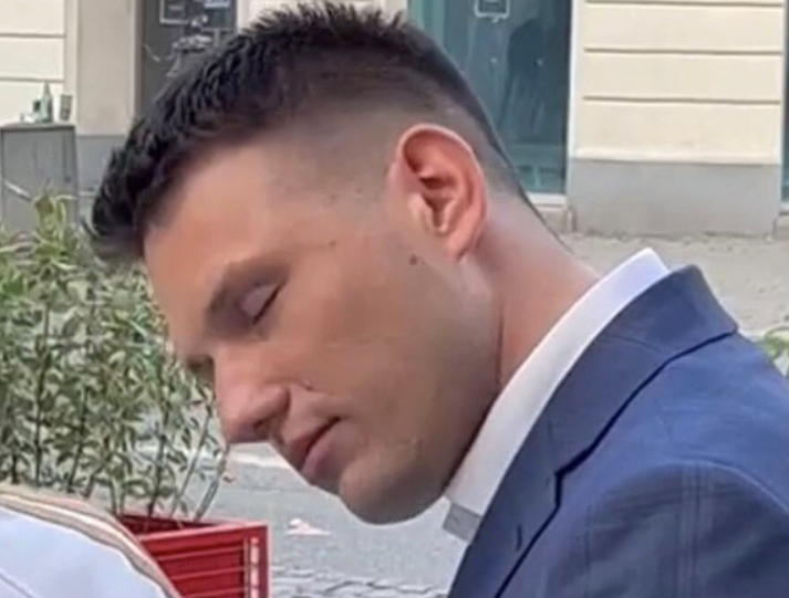 Koroluk tweet media