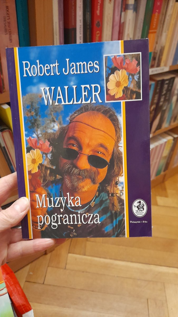TorunskiA's tweet photo. W poniedziałek pokażę co tam nowego przybyło do naszego księgozbioru. Tymczasem polecam działy #biografie #wspomnienia #romanse #powieściobyczajowe . #ToruńskiAntykwariatKsięgarski #bookstagram #książki #toruń #antykwariat #księgarnia #ToruńskiAntykwariat #AntykwariatKsięgarski https://t.co/JIGd3MjzrN