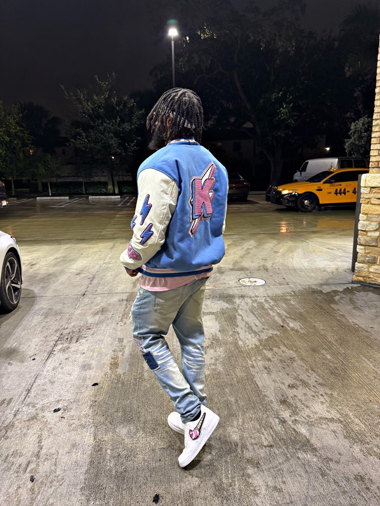 𝕊𝕥𝕖𝕖𝕫𝕪𝕪𝕪 🚶🏾‍♂️💭 tweet media