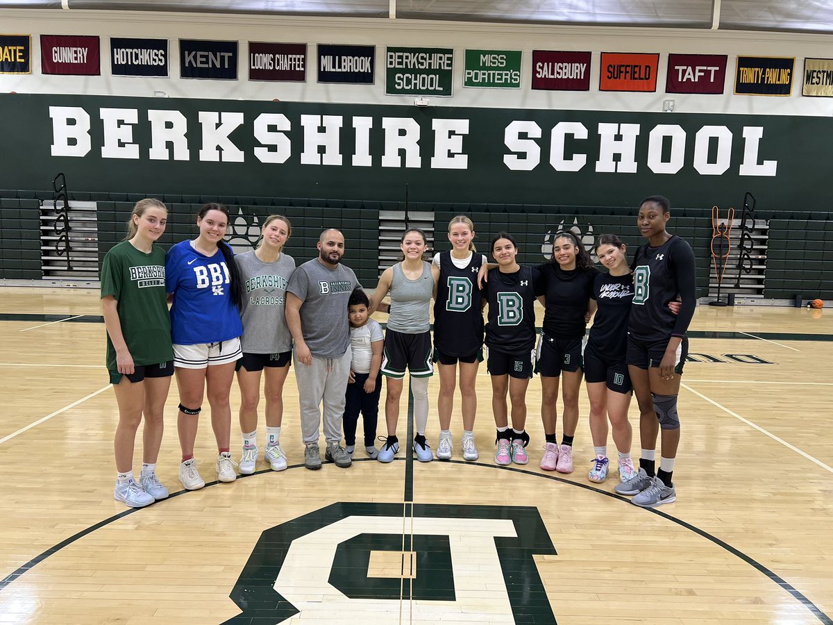 I want to thank Coach DeLaHoz for giving me the opportunity to workout with his Berkshire GVBB team today #aclrecovery #978