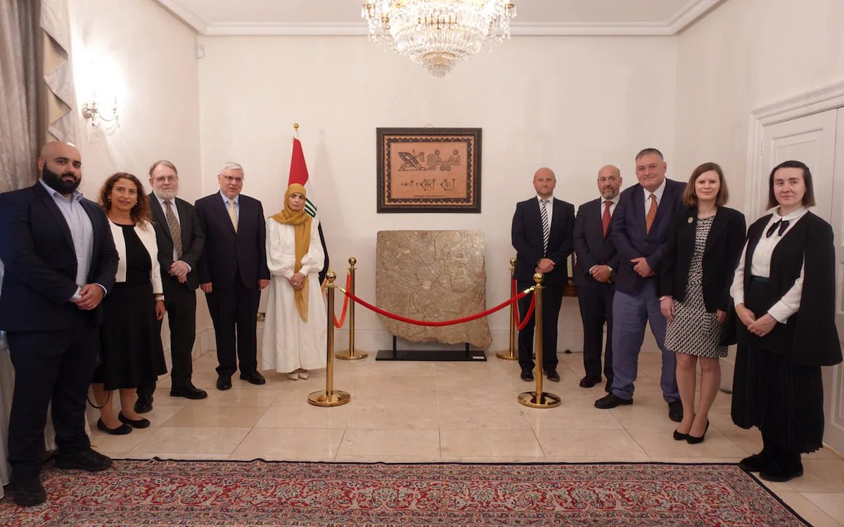 ⭕️ العراق يسترد من بريطانيا منحوتة أثرية آشورية قديمة من قصر نمرود سُرقت في تسعينيات القرن العشرين
Stolen in the 1990s, an ancient Assyrian relief panel from the palace of Nimrud returned to Iraq from UK
ℹ️ telegraph.co.uk/news/2024/09/1…