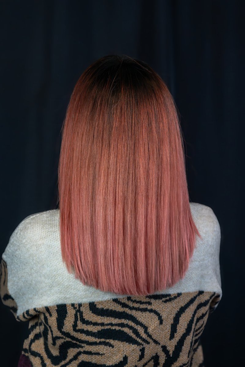 stilistvogue's tweet image. Pastel Elegance! 🌸 Soft pink hue for the ultimate blend of subtlety and style.
•
•
•
#PastelHair #SubtleStyle #HairInspo #AlessioBianconi #Framesi #StilistVogue #Booyaka