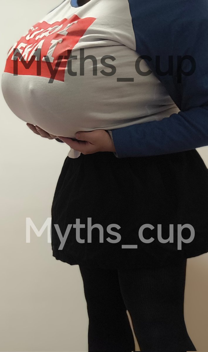 Myths (macromastia Z++ cup) tweet media