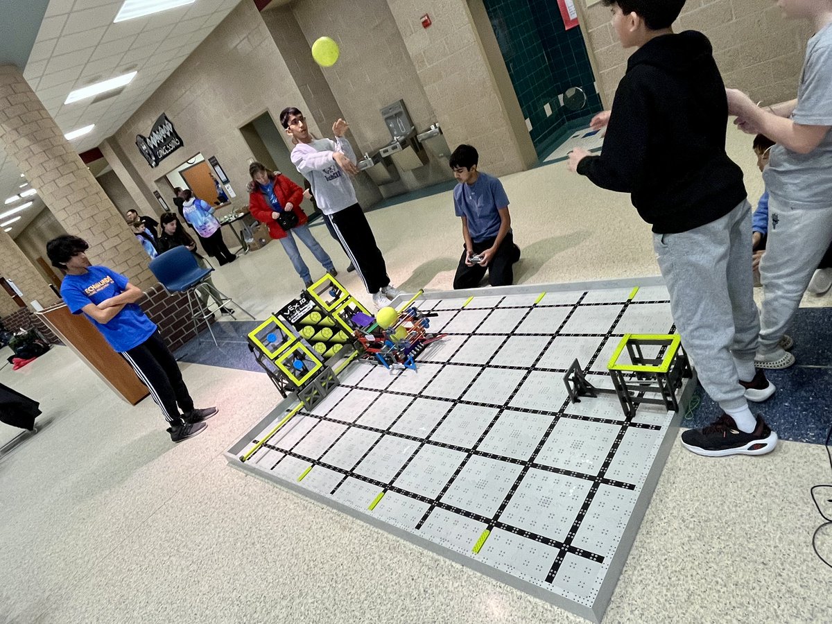 Dr. Tom Oestreich tweet media