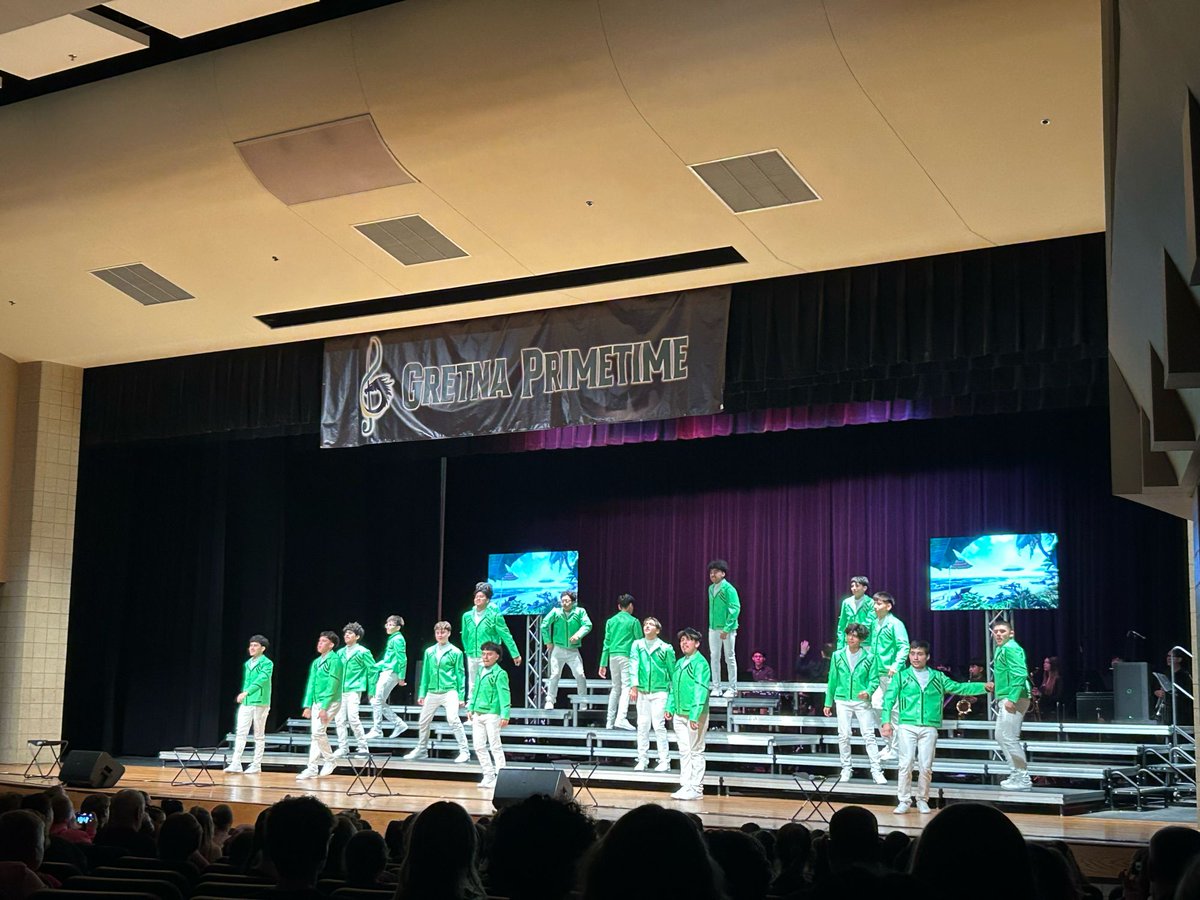 GretnaPrimetime's tweet photo. Viva la revolucion! The Ambassadors from Omaha South took us through a high energy show that included songs in three different languages! https://t.co/grXaPh8g3V