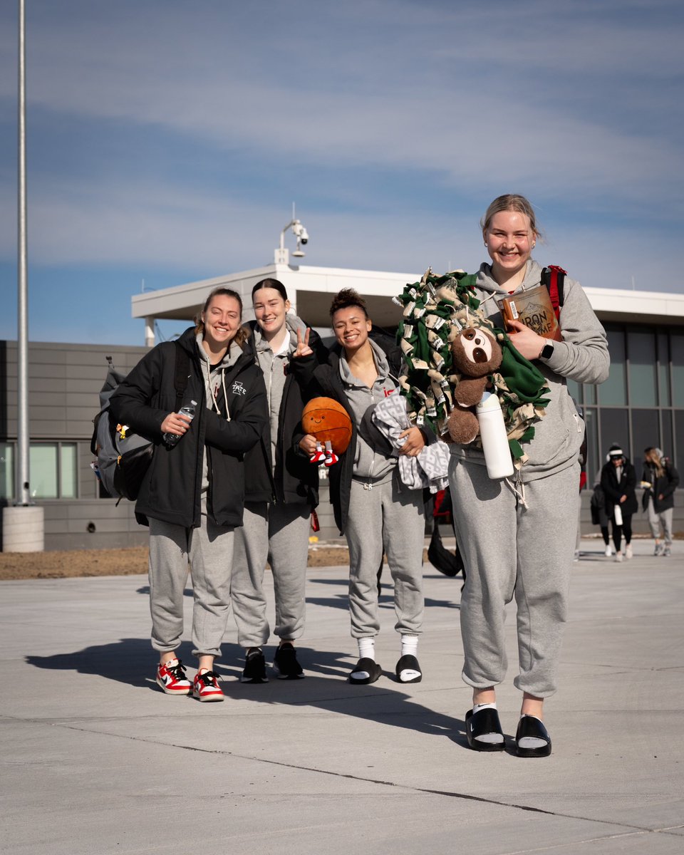 Mountain Town Bound 🏔️ 

🌪️🏀🌪️