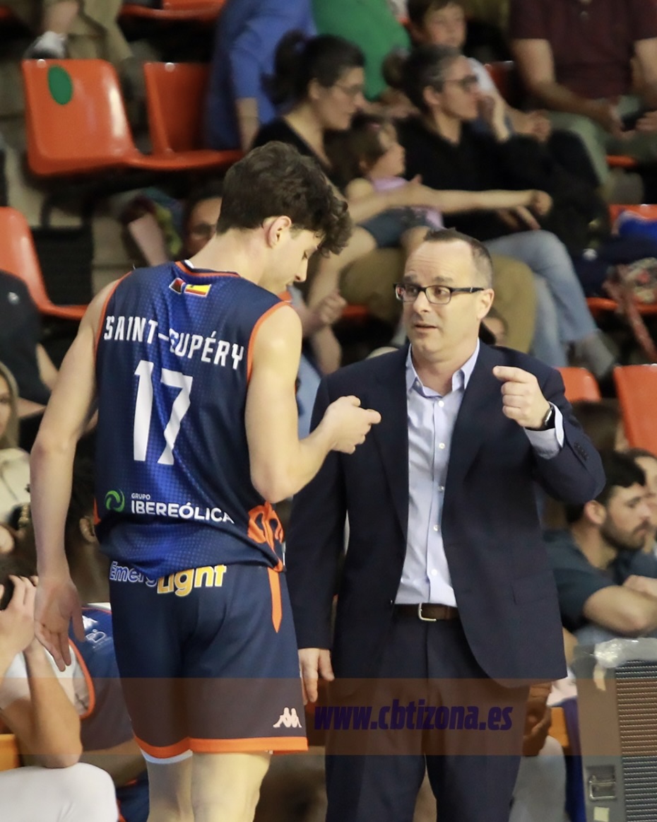 cb_tizona's tweet photo. Orgullosos de vuestros éxitos hoy, y siempre 💙

Felicidades Diego Ocampo y @M_SaintSupery por vuestra clasificación a la #CopaACB ⚔️ https://t.co/TR9UsABSxQ