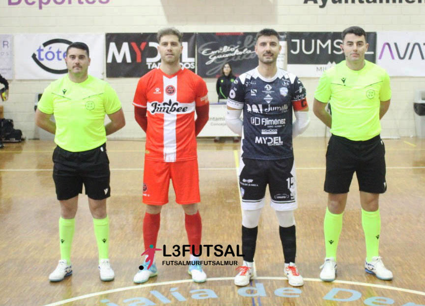 josebae47170450's tweet photo. #lacasadelfutsalmurciano
final en Jumilla
partido jornada 17 Tercera ffrm futsal 
@JumillaFS 5
@CanteraJimbee 4
buen partido de los equipos, donde los jumillamos supieron sufrir en la pista, por que los cartageneros los tuvieron sobre las cuerdas
#futsalmur #l3futsal #somosfutsal https://t.co/aU9l6aDWfa