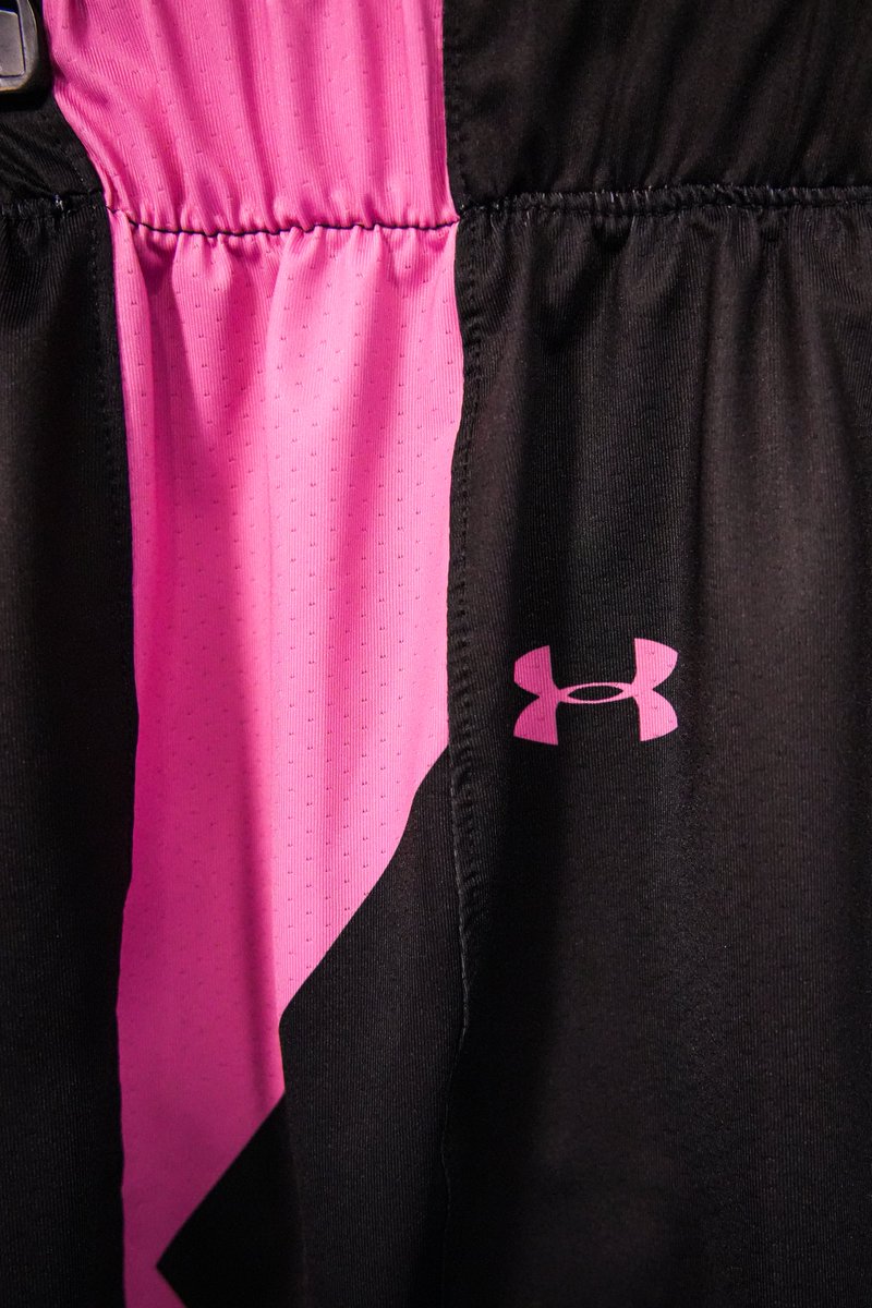 A sneak peak at the black uniforms before they make their season debut tonight 👀

#MarchOn