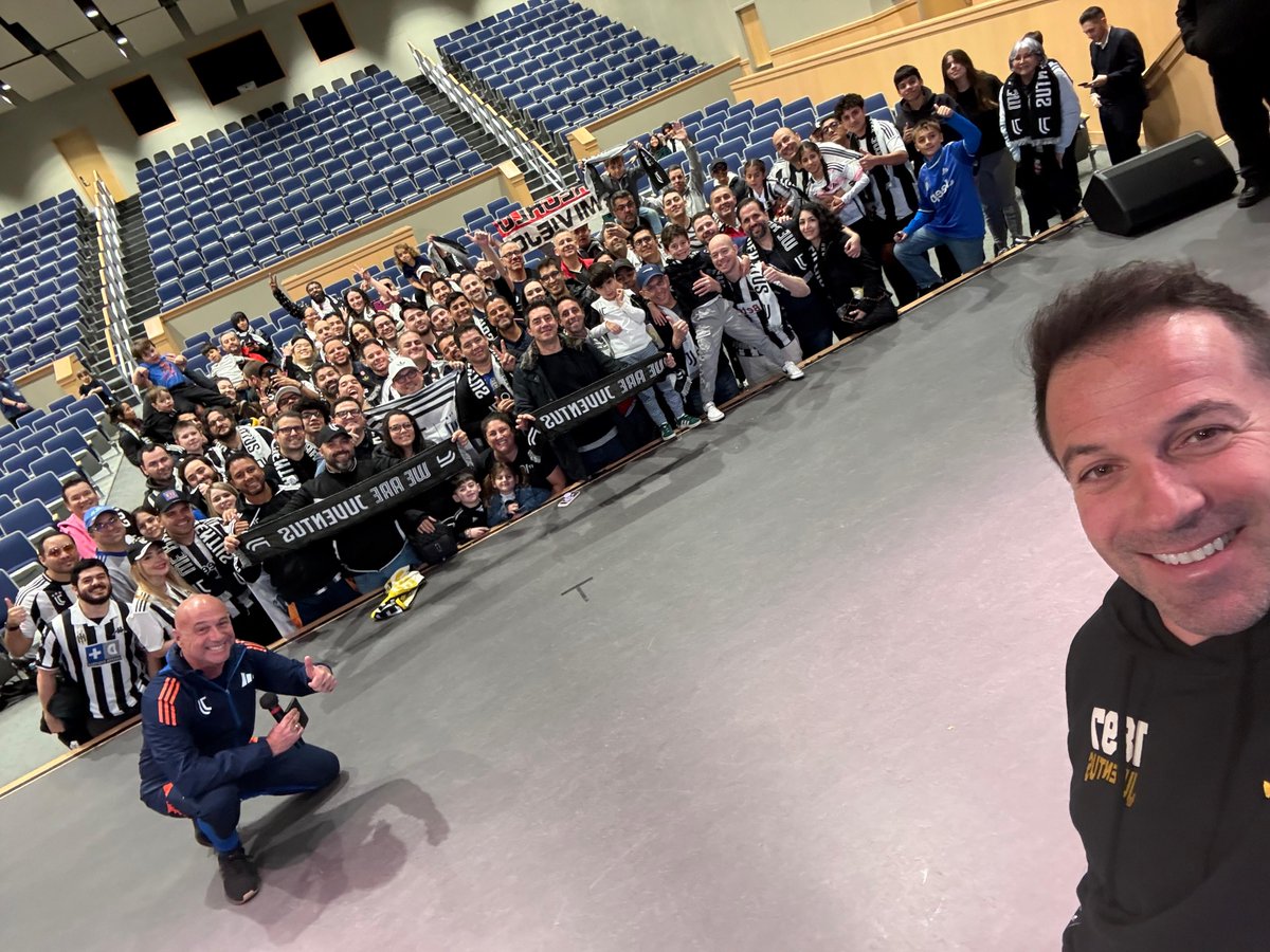 juventusfcen's tweet photo. A memorable #JuveMilan watch party in Houston with @delpieroale 😍🇺🇸

Present were Academy guests and members of the Toronto, Windsor, South Florida and Dallas Clubs ⚪️⚫️ https://t.co/XtvHT28QGi