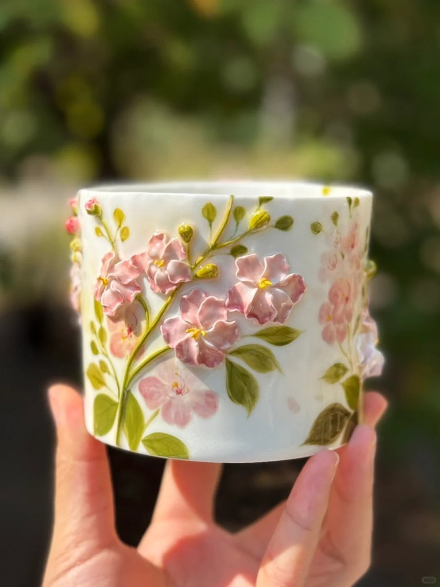 luoliuhong35090's tweet image. Swipe left for the one-click superlative ZW flower ton ton cup~🌸 #SlideLeft #TonTonCup #FlowerCup #Superlative #ZWFlower #Spring #FlowerLovers #CupOfTheDay #UniqueDesign #FloralBeauty #大美中国 #China #diy #Art #Handwork #Knitting #Design #AllinCeltics