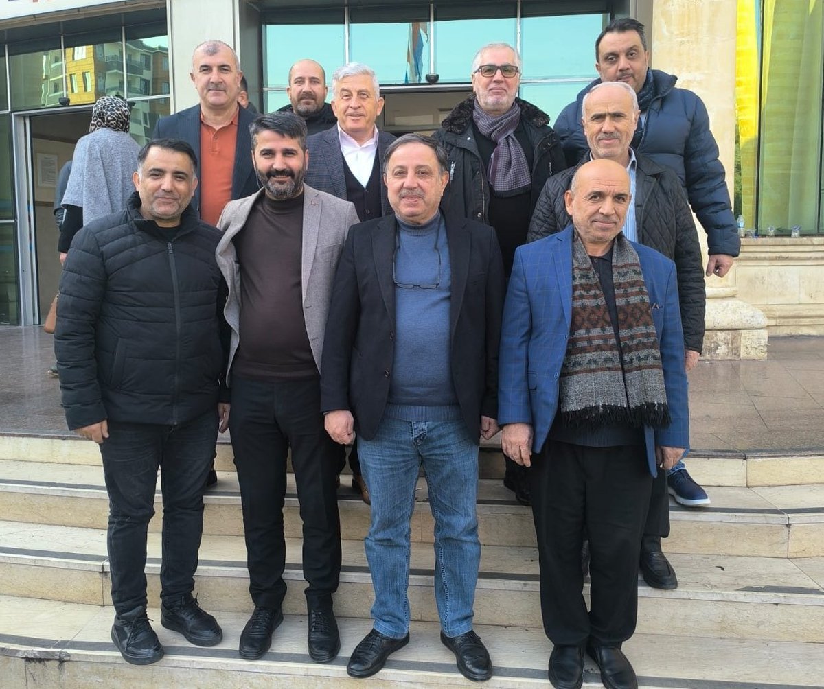 basaran_ahmett's tweet photo. Program sonrası davamızın emektar abileri ile hatıramız .
@Abdullahdrkc @BurhanettinCEYL @arahmansevim @UsluSehmus https://t.co/V8xudMe1vW