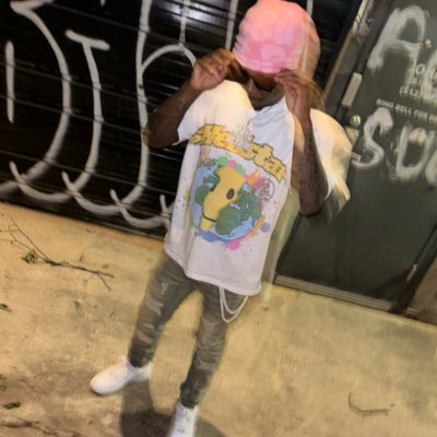 1Rxh5's tweet photo. #NewProfilePic https://t.co/N0fjgCejFl