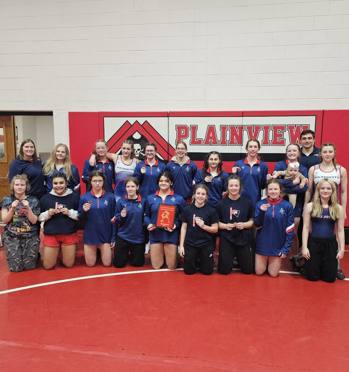 ACGirlsWrestle's tweet photo. Champions! 🏆

🥇 
Ashlin George
Kayden Sipp
Zeniah Baca

🥈 
Alexa Rogers
Jayme Holliday
Heidi Bruguera
Jennifer Lopez 

🥉 
Liz Larsen
Nevaeha Sorensen
Jordyn Pracht 

4th place:
Mackenna Edmondson 
Jennifer Ahlers
Emalee Poore
Addysen Simmons
Khloe Wiseman https://t.co/lhjLl7UU5K