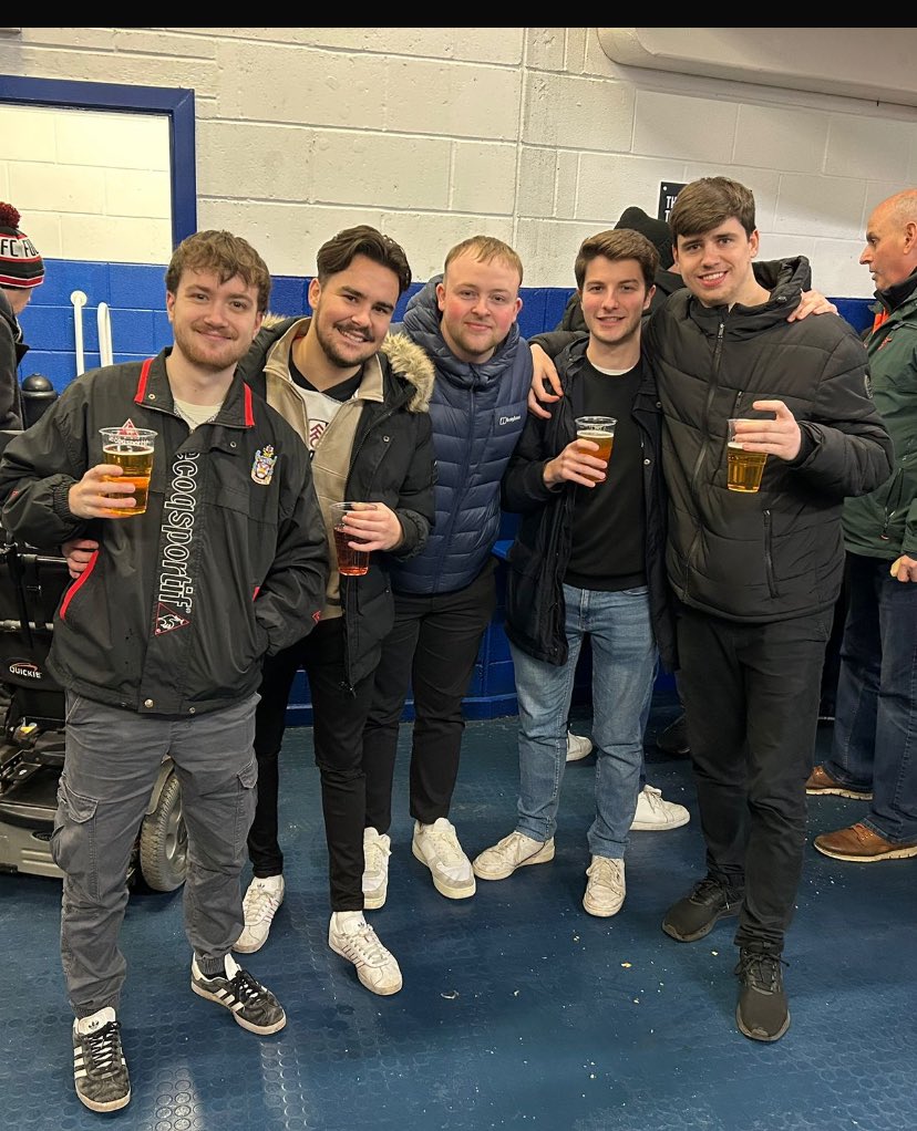 Jack Stroudley (@j_strudders) on Twitter photo Incredibly fun watching the Oyster consuming Fulham win at a canter. Incredibly fun watching the Oyster consuming Fulham win at a canter.