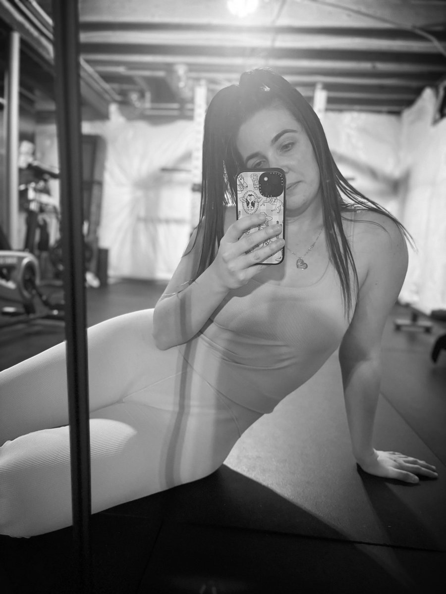 LindsayEGman's tweet image. Nothing a Taylor Swift @onepeloton can’t heal. Needed this ride 🚴‍♀️ #workout #strongmuscles