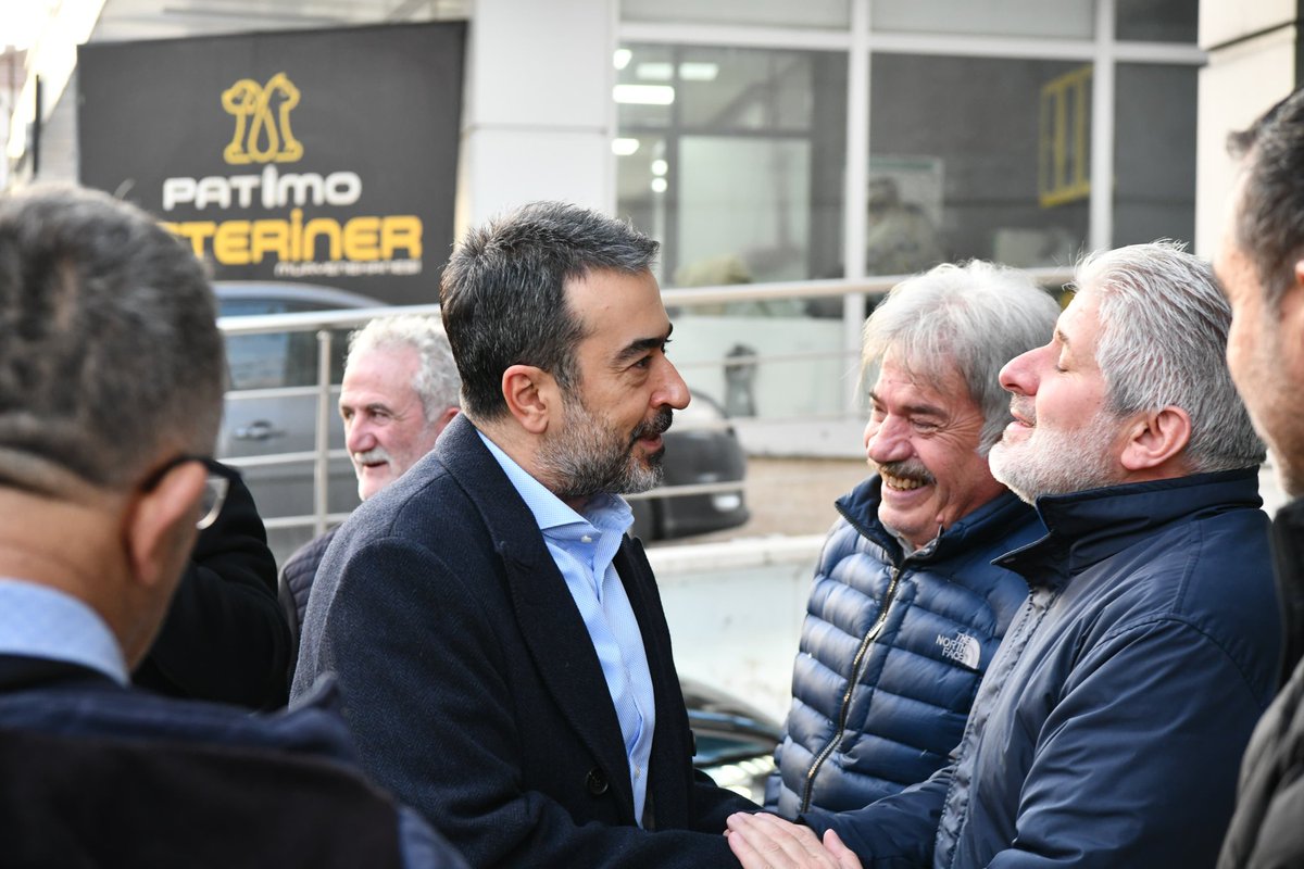 AkpartiAnkara's tweet photo. İl Başkanımız @hakanhanozcan, Sincan İlçe Başkanlığımızı ziyaret ederek teşkilatımız ile bir araya geldi. https://t.co/MADxlE9Kui