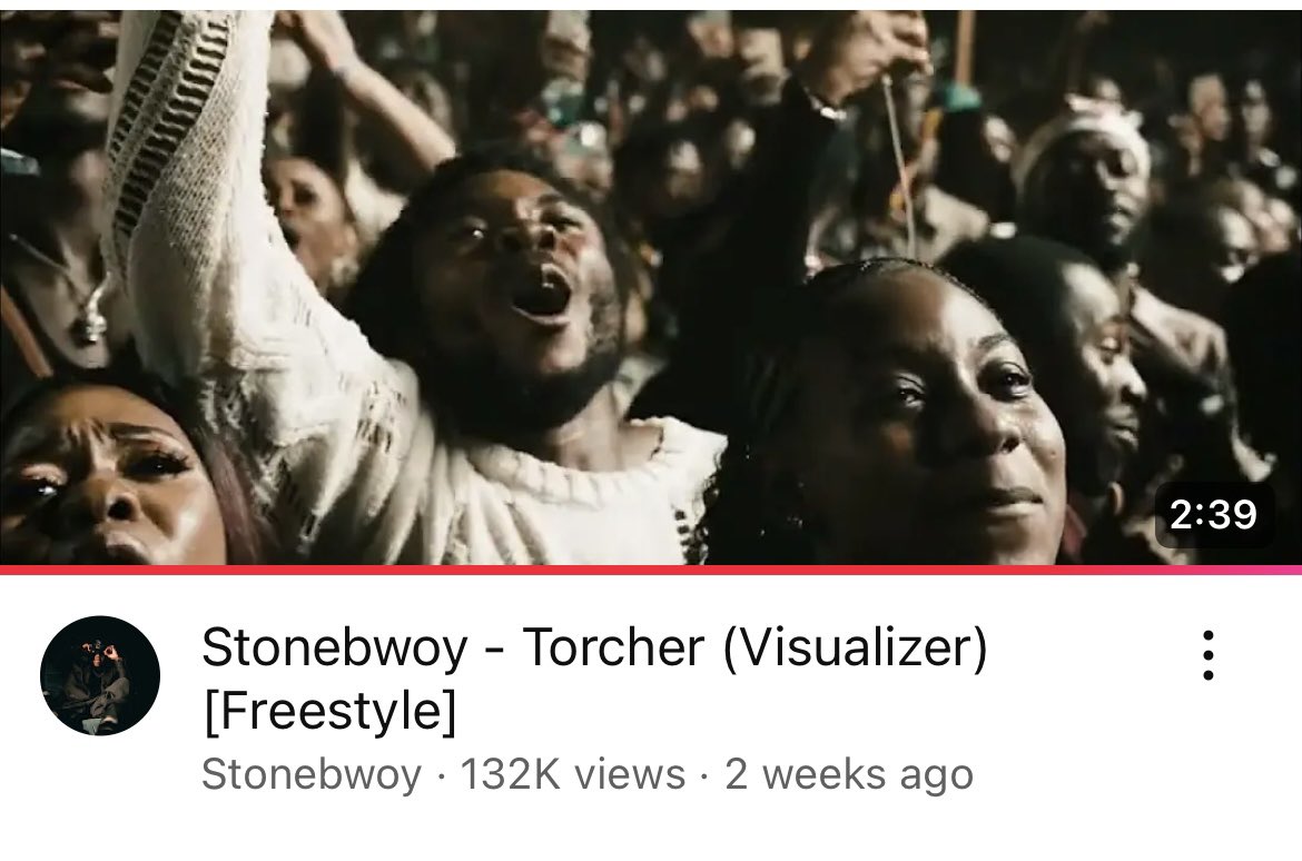 Learn_small's tweet photo. @stonebwoy Go stream Torcher instead cos e no Dey move koraa. 2 weeks 133k on YouTube, your master take his African Mandiba chop 152K in day. Ad3n aa first Dancehall Artise  enter Billboard😂😂 https://t.co/nO44XQalVj