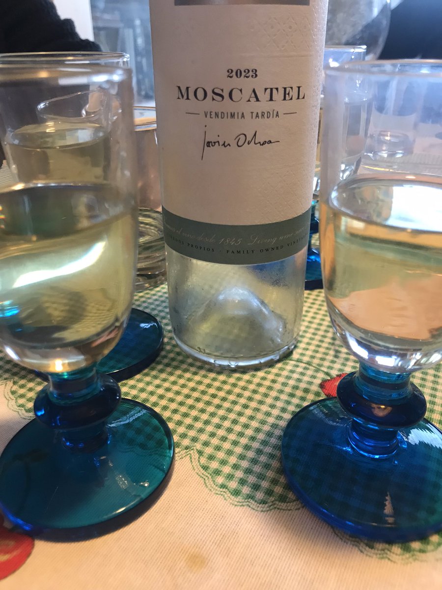 alacartemenus tweet media