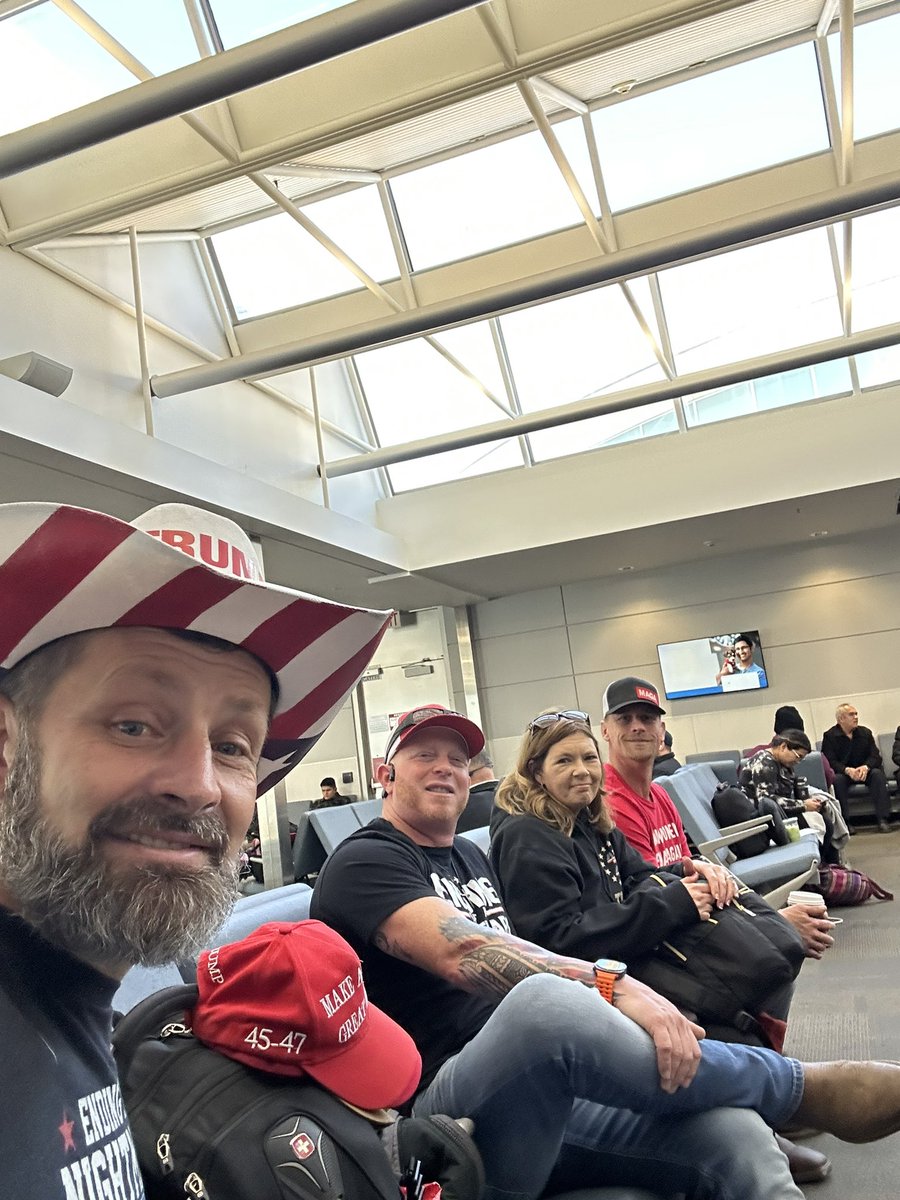 Oreo Express tweet media